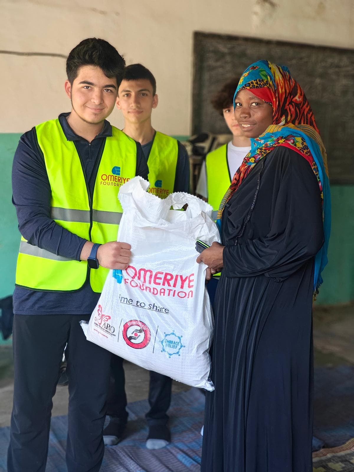 Kenya Humanitarian Trip gallery image 7